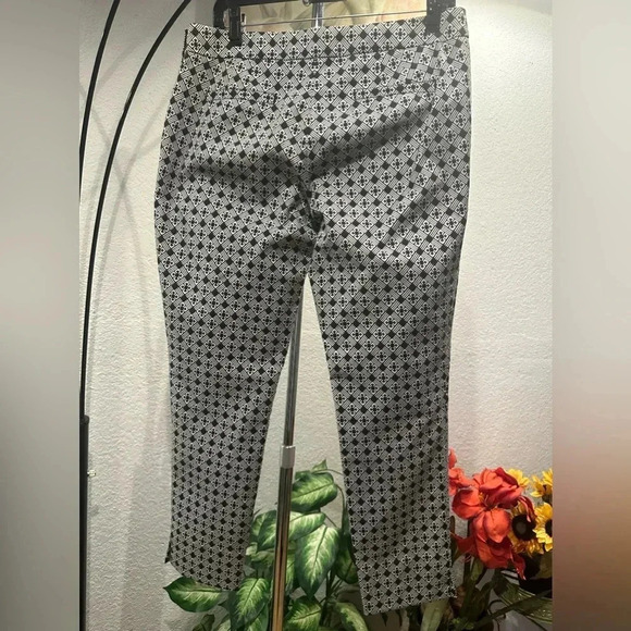 Tory Burch "CALLIE" CROPPED JACQUARD ANKLE PANTS IN  IVORY/BLACK size 8 - Picture 13 of 15